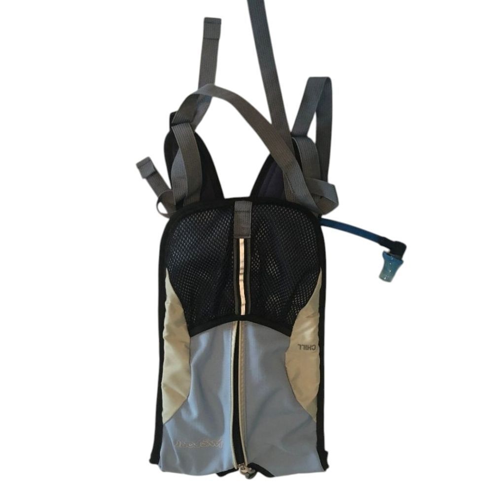 Jansport  Tan/ blue 2 ( Includes Bladder ) hydration pack